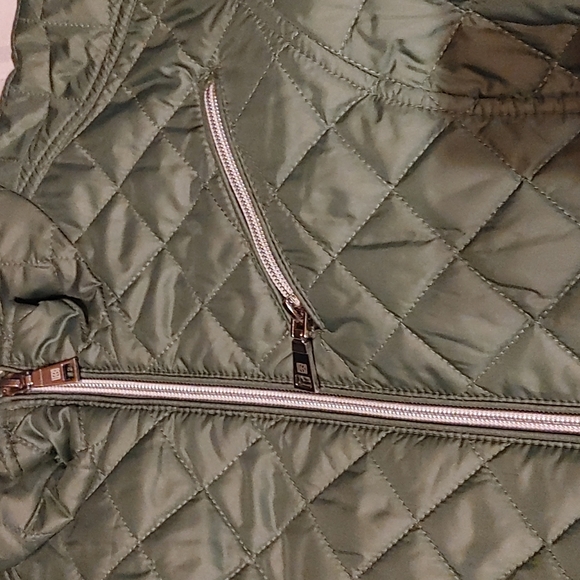Laundry by Design" Green Midweight Quilted Jacket - Picture 6 of 12